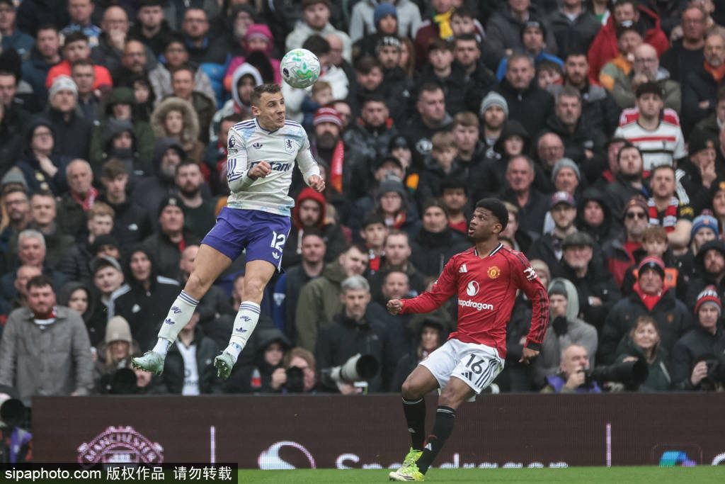 英超玫瑰德比烽烟再起：曼联主场迎战利兹联，欧冠与保级之战一触即发！